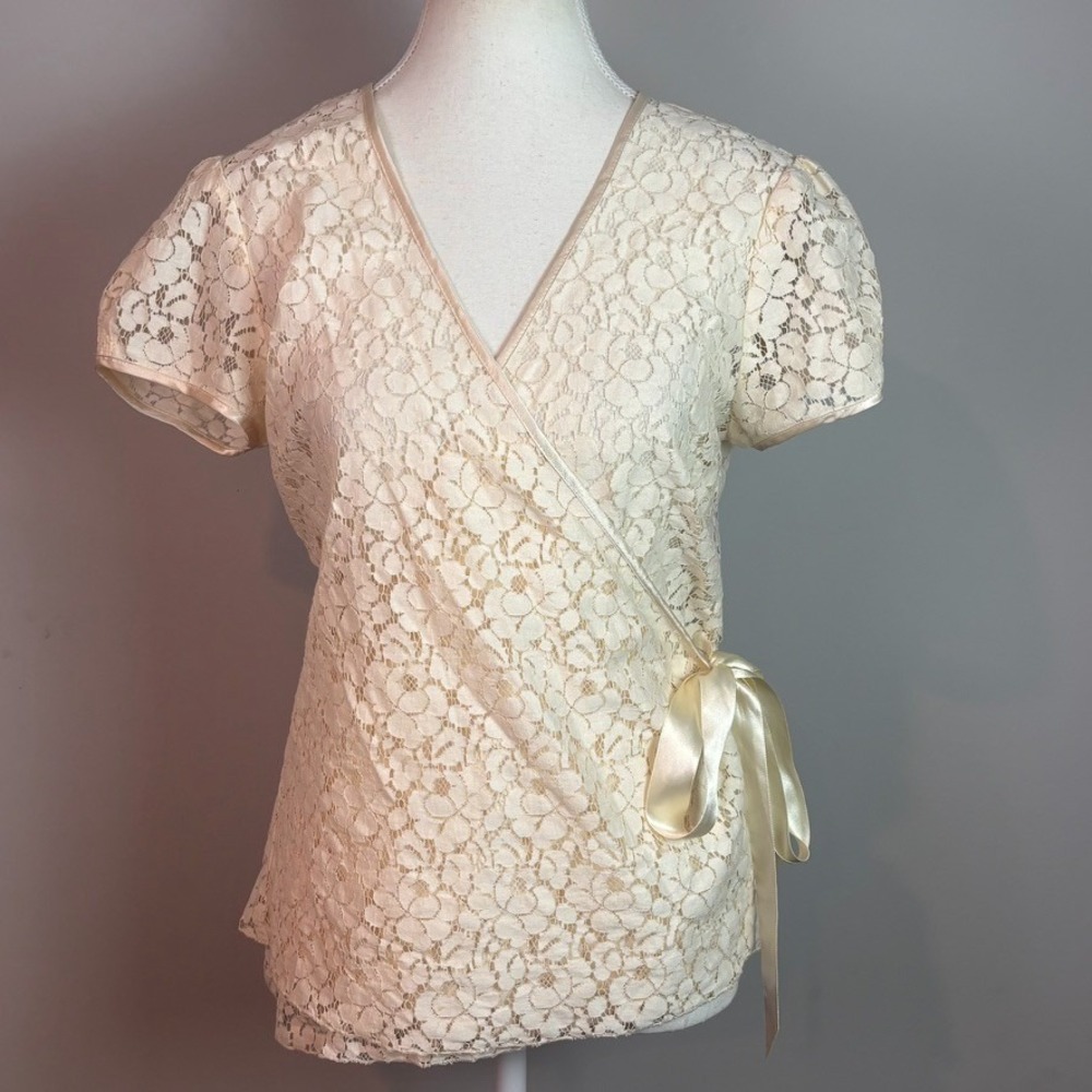 VTG 05' Y2K Old Navy Beige Lace Wrap Top satin tie womens size LG Fairy Coquette